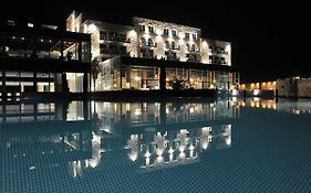 Avala Resort & Villas